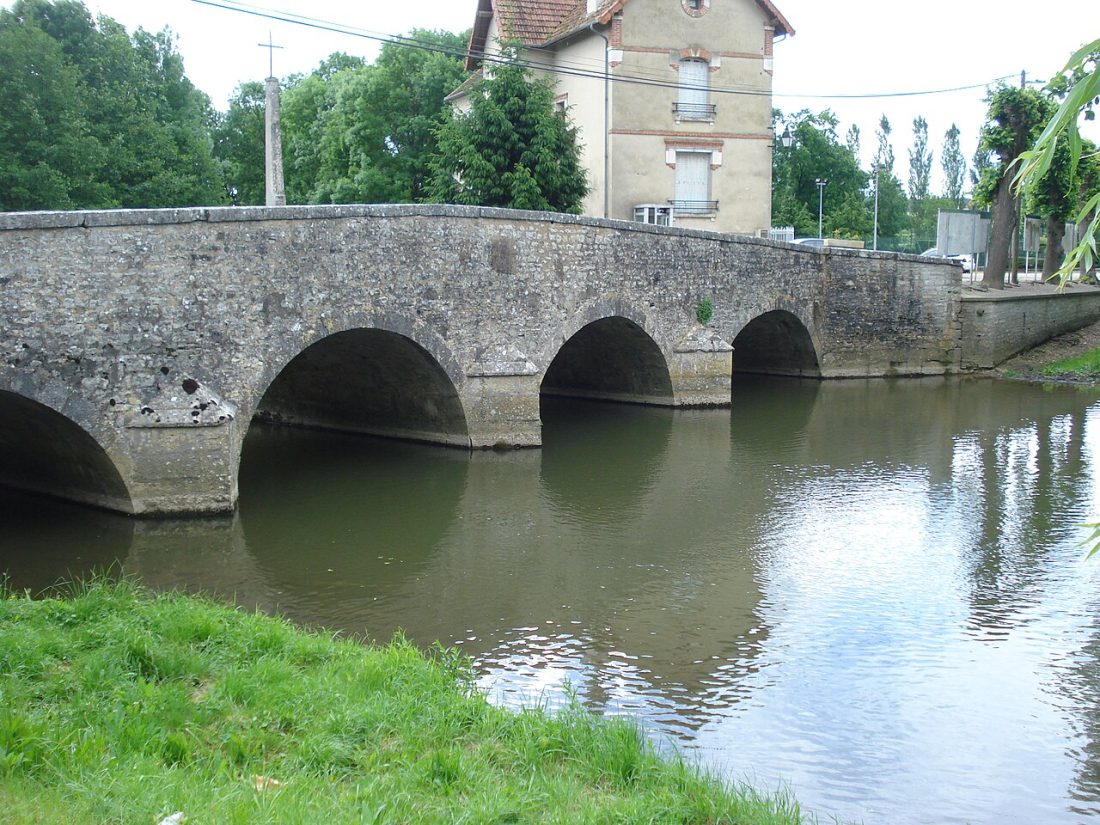 Vue de Annay-sur-Serein