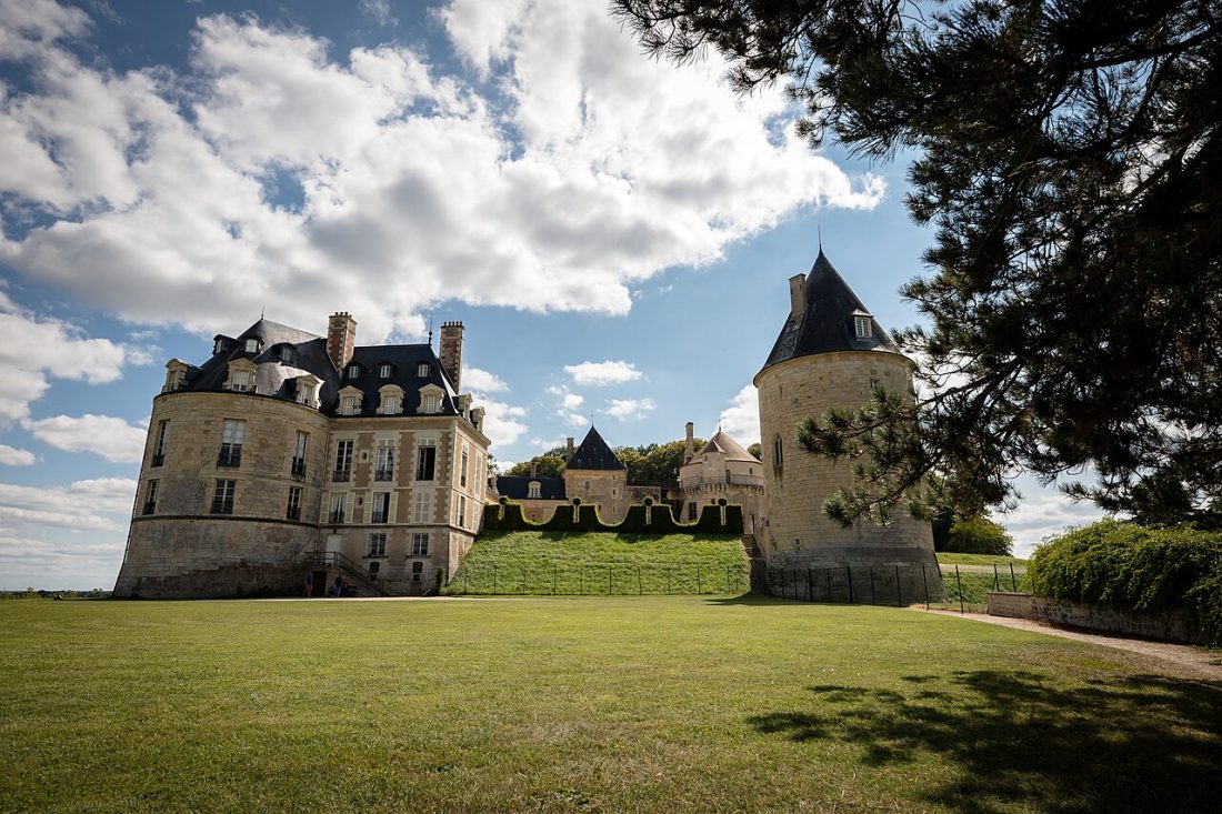 Vue de Apremont-sur-Allier