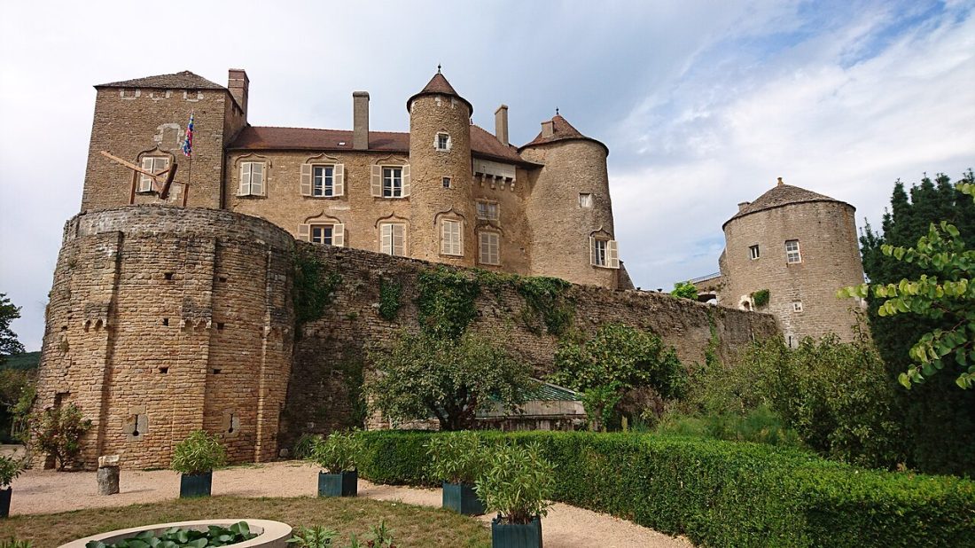 Vue de Berzé-le-Châtel