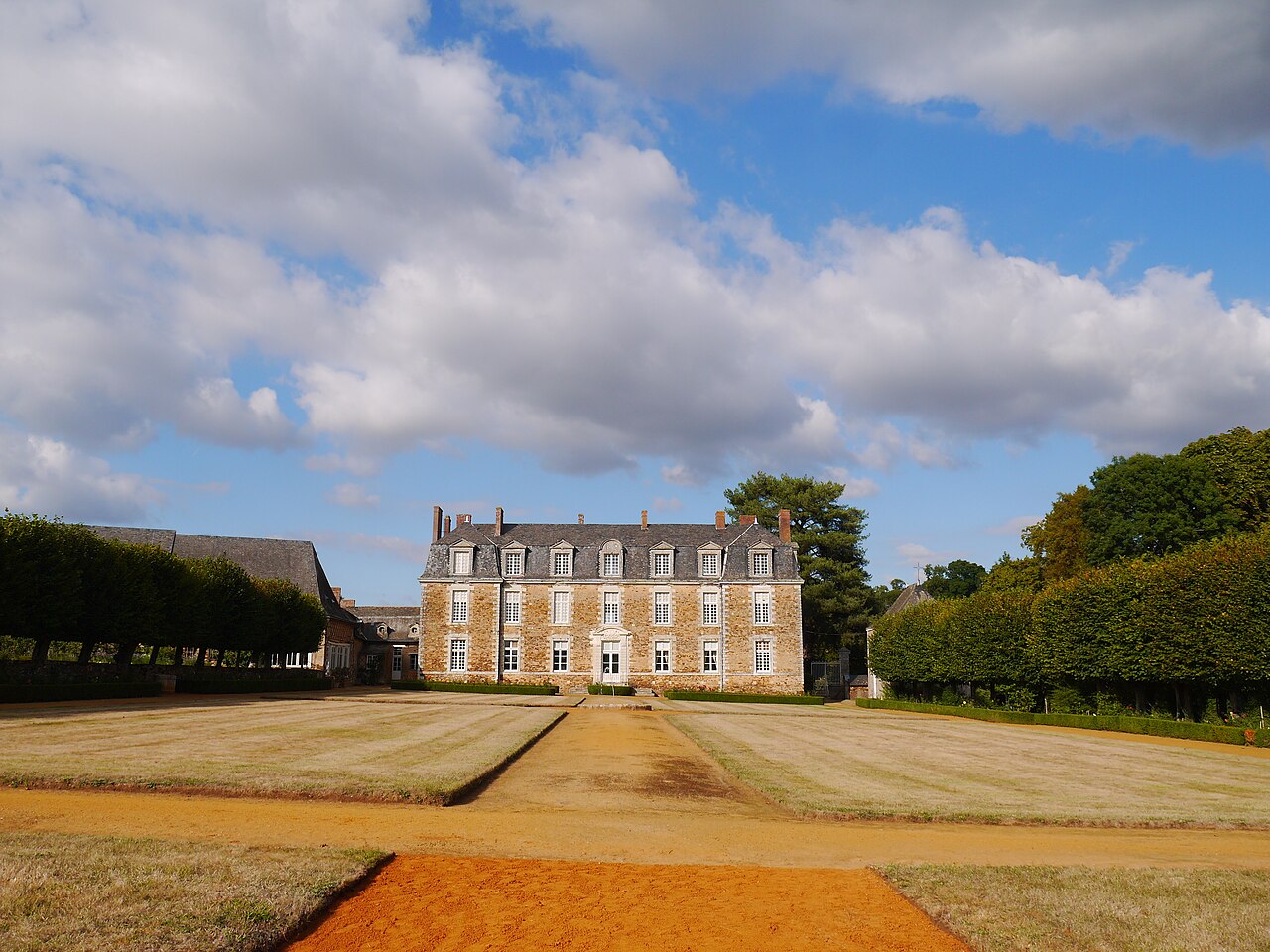 Vue de Bouillé-Ménard