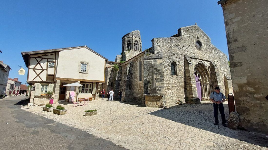 Vue de Charroux
