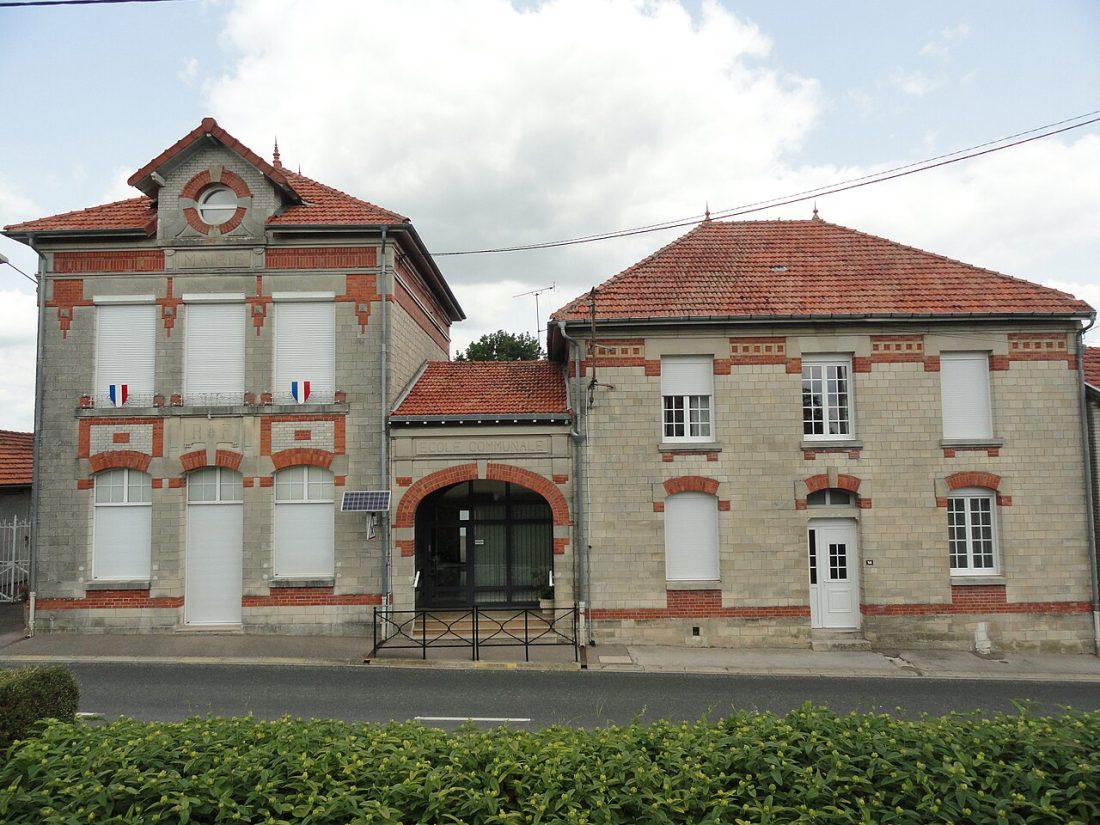 Vue de Châtelraould-Saint-Louvent