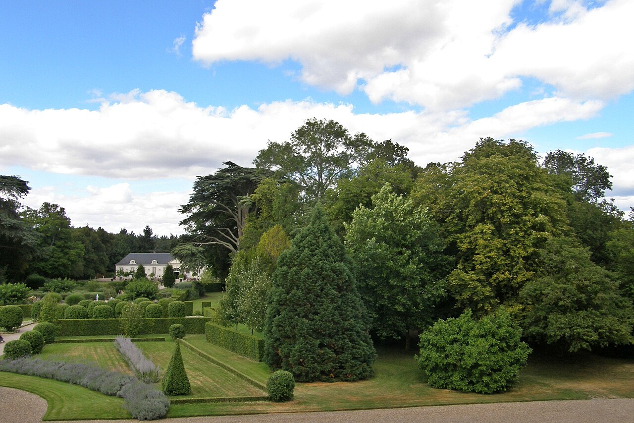 Vue de Cour-Cheverny
