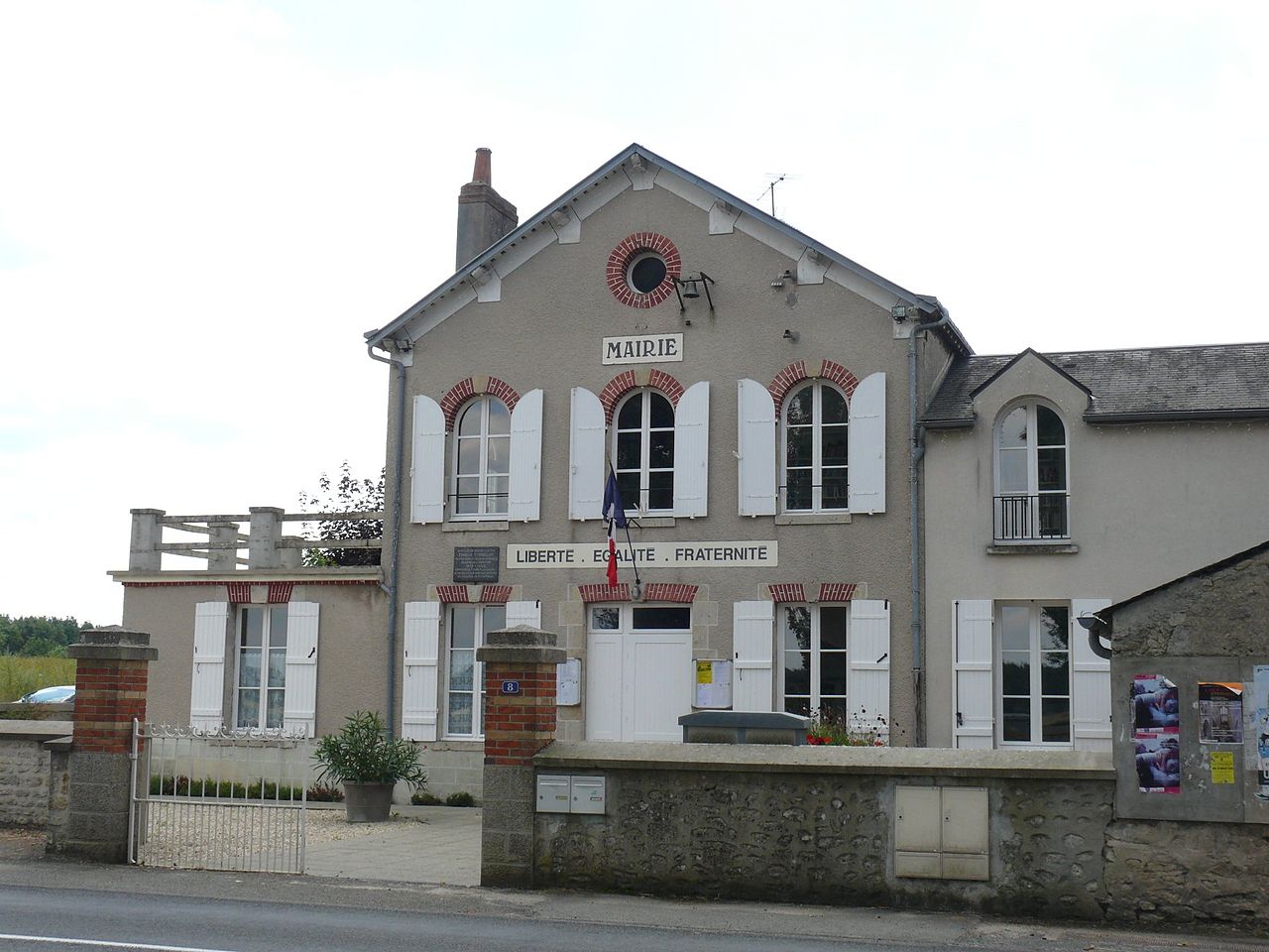 Vue de Courcy-aux-Loges