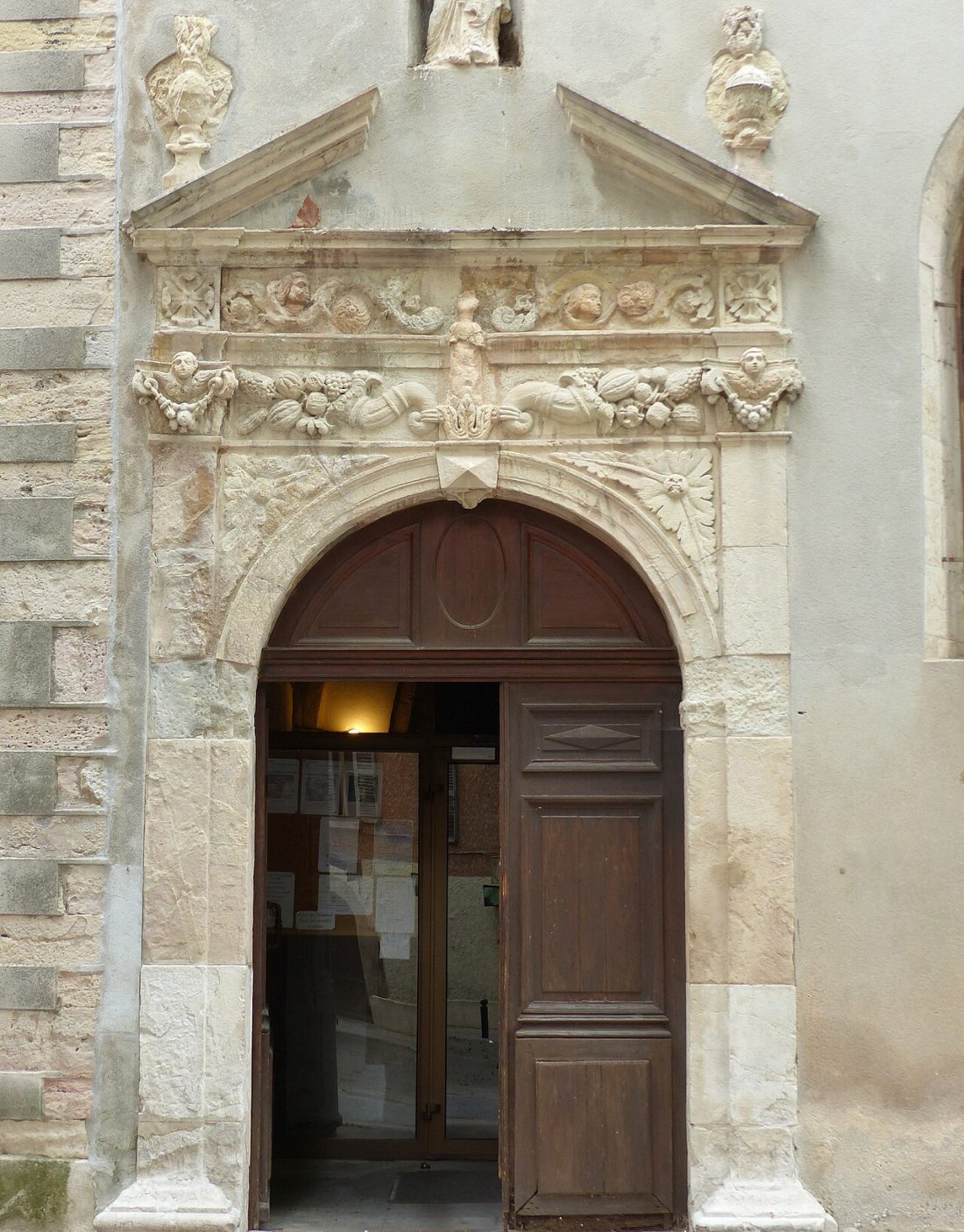 Vue de Cuers