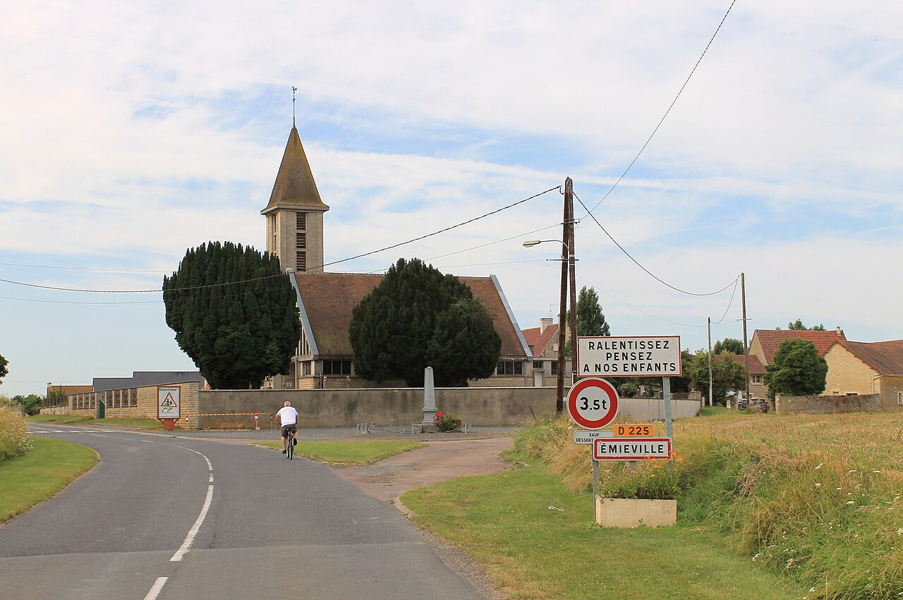 Vue de Émiéville