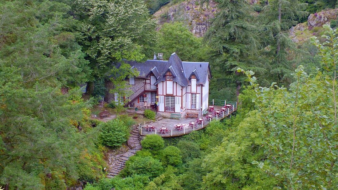 Vue de Gimel-les-Cascades