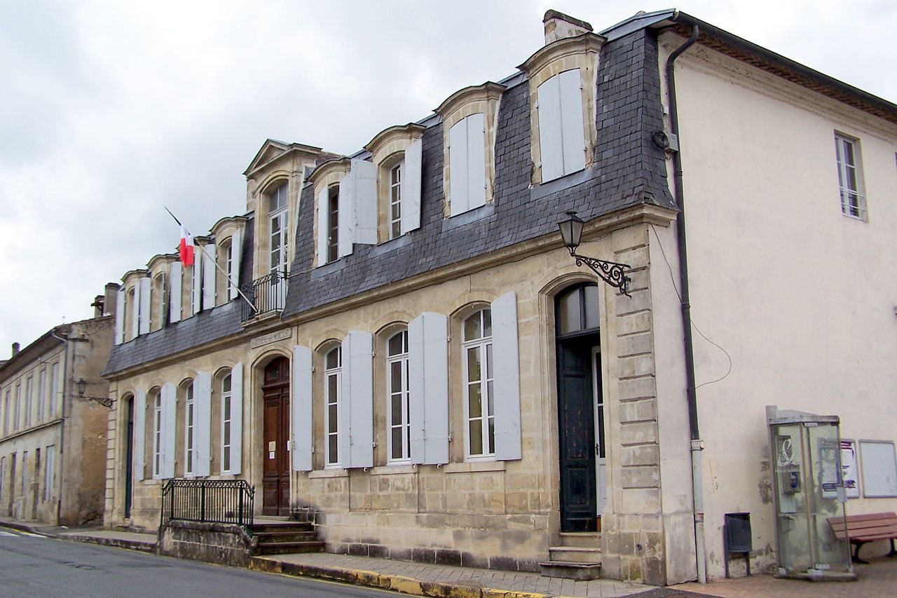 Vue de Guîtres