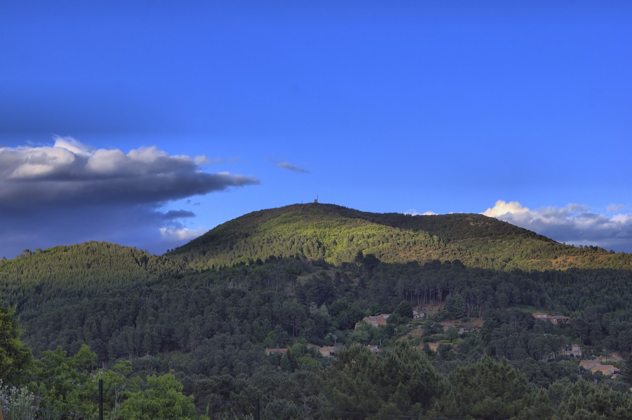 Vue de Laval-Pradel