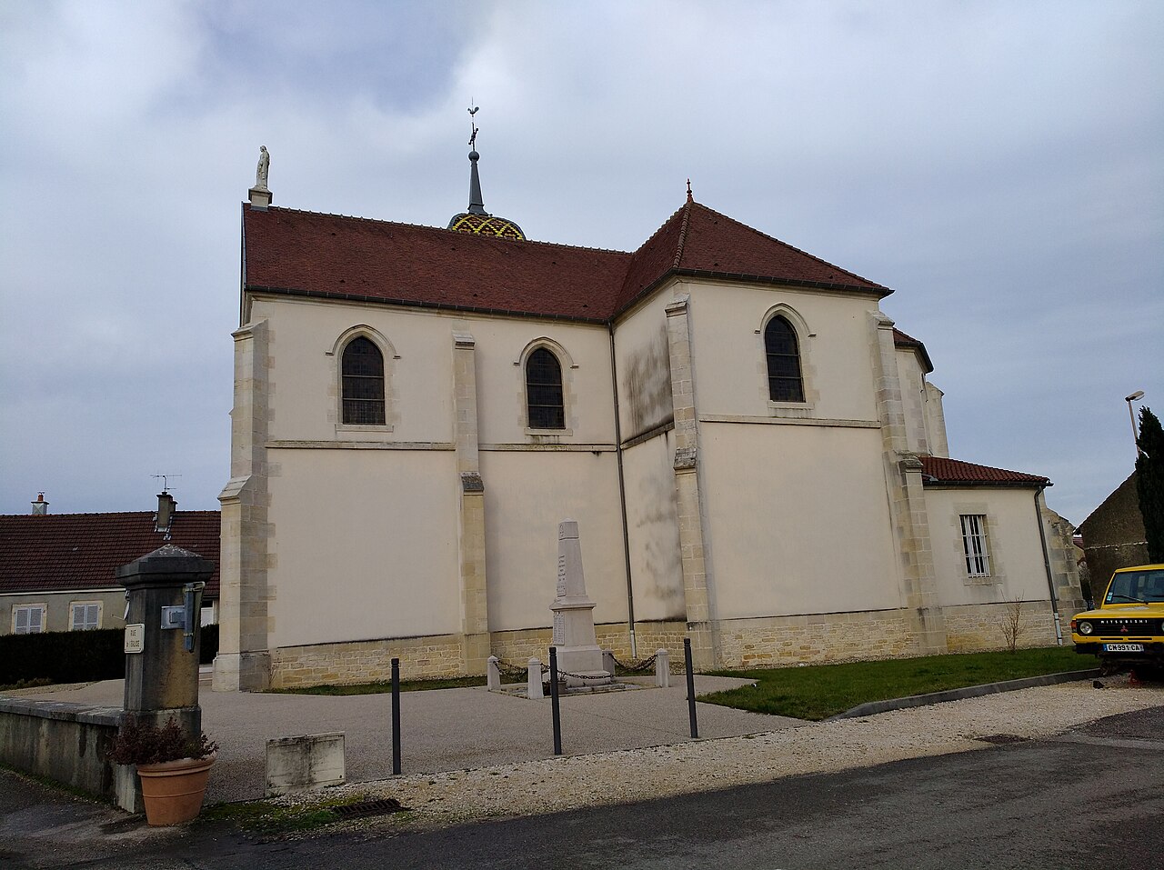 Vue de Longwy-sur-le-Doubs