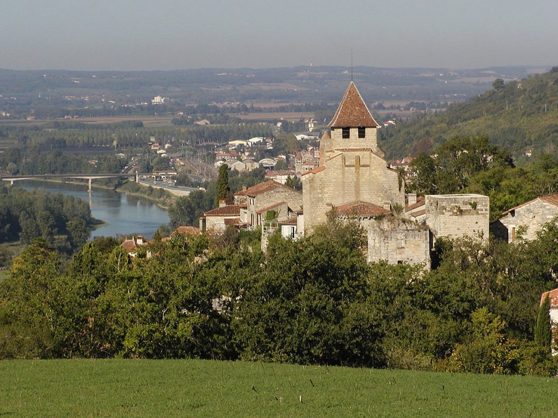 Vue de Lusignan-Petit