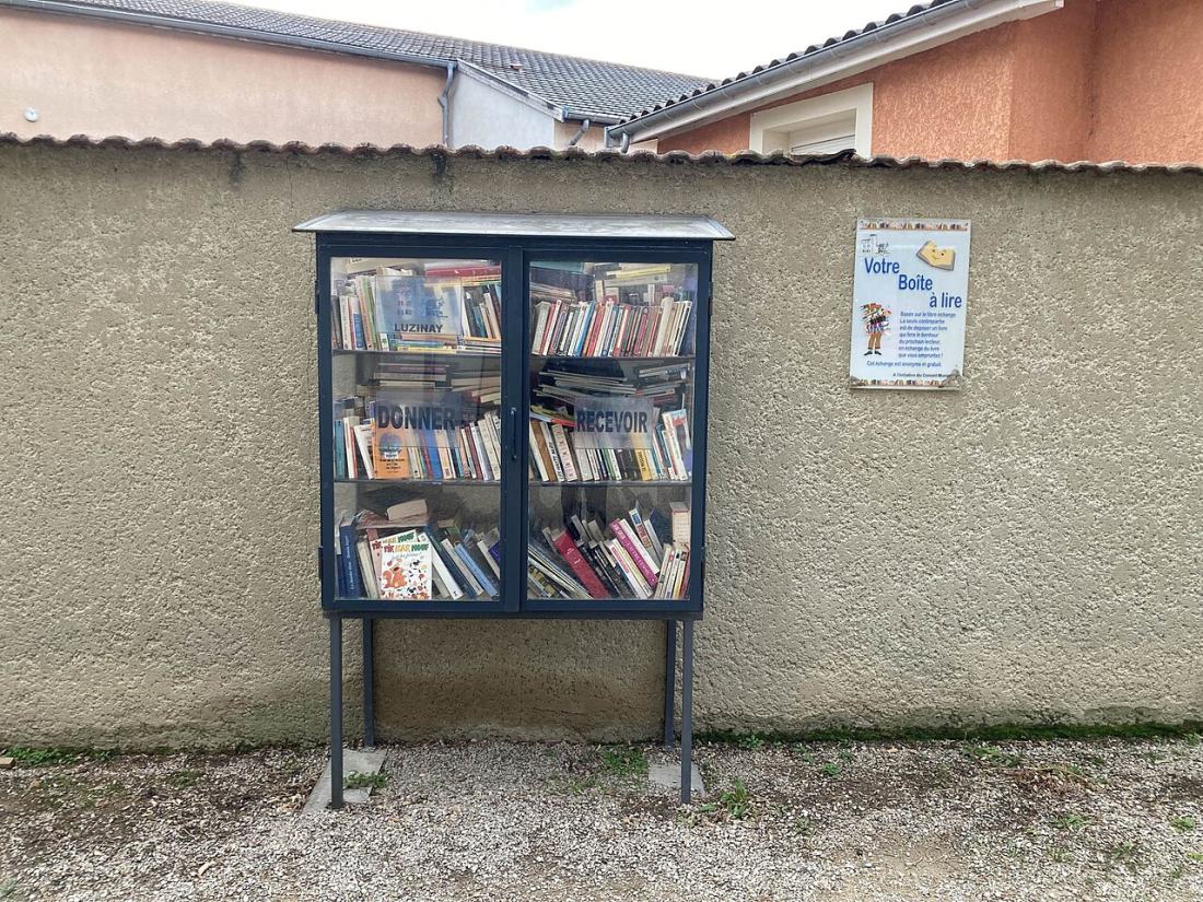 Vue de Luzinay