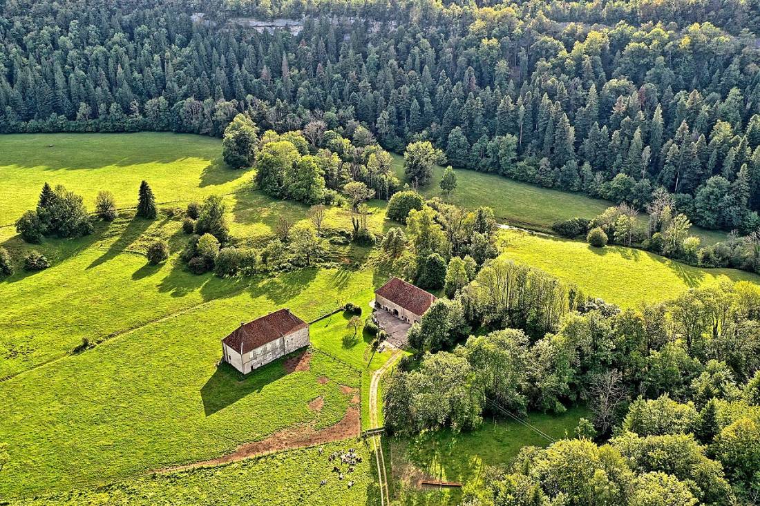 Vue de Mont-sur-Monnet