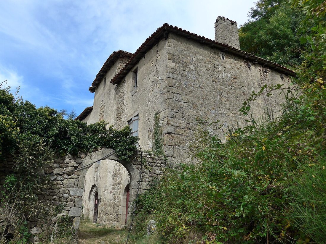 Vue de Montpezat-sous-Bauzon