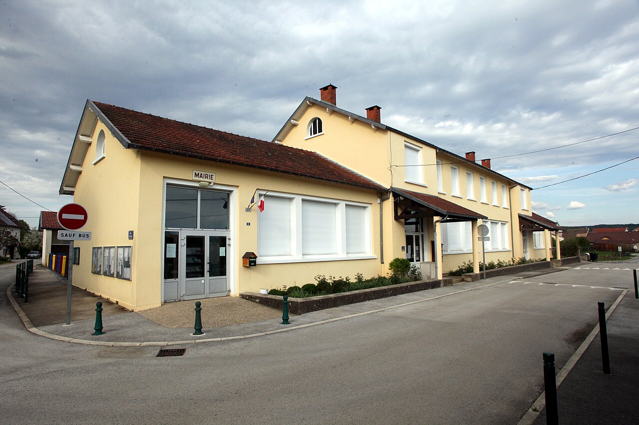 Vue de Montrond-le-Château