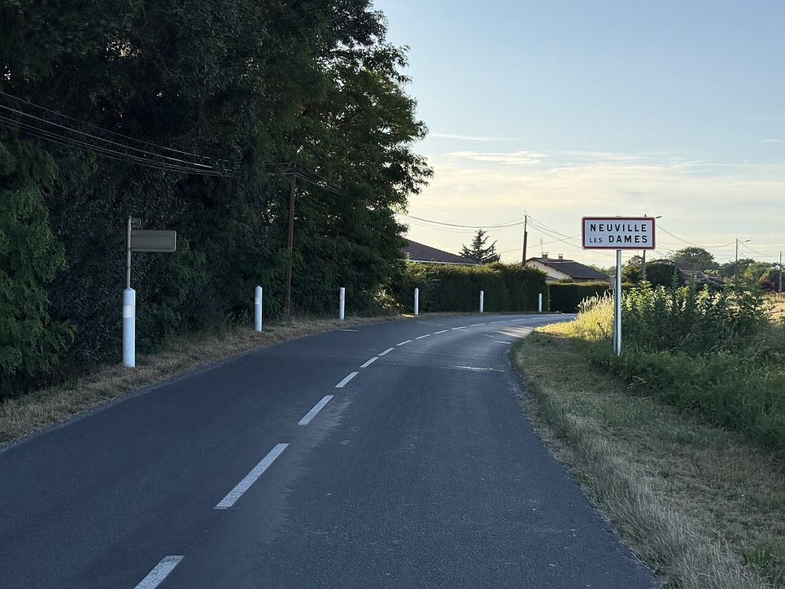 Vue de Neuville-les-Dames