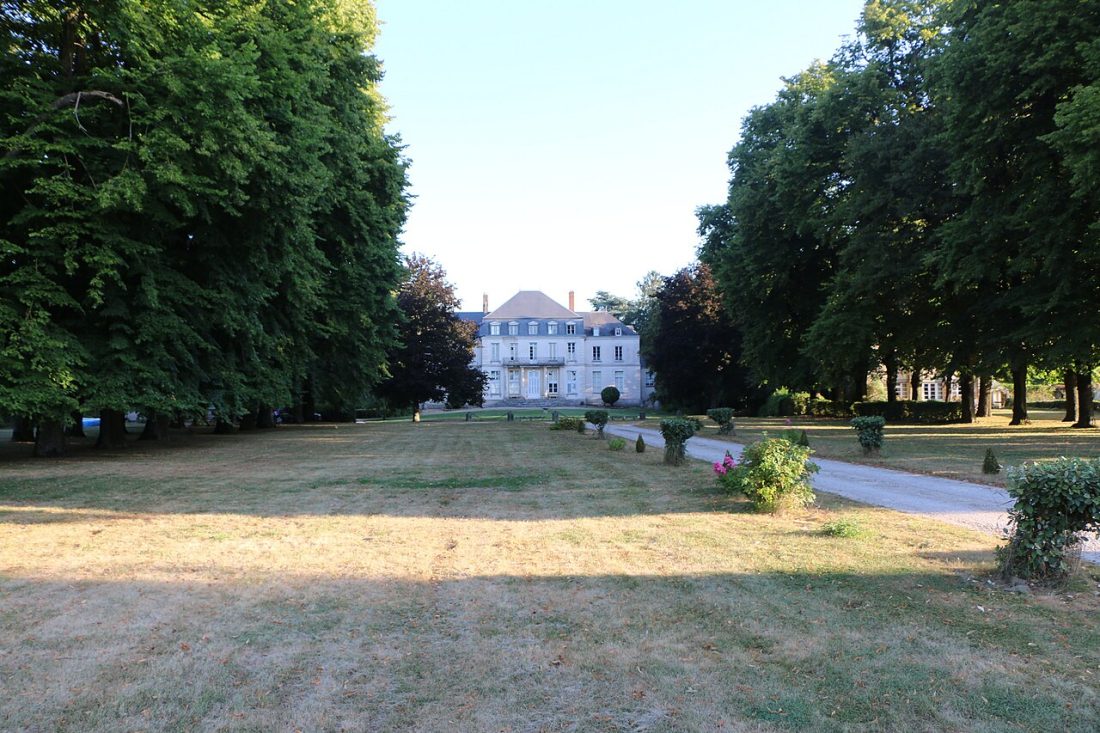 Vue de Neuville Saint Denis