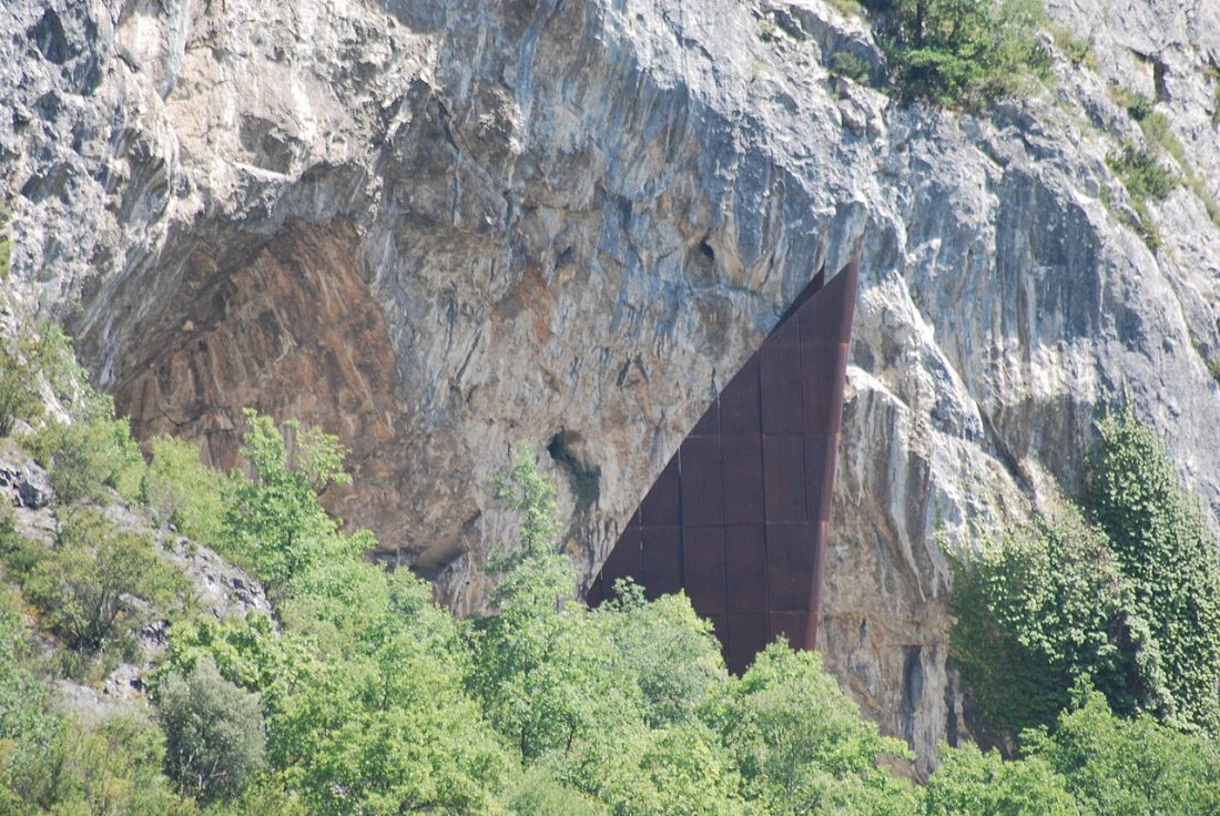 Vue de Niaux