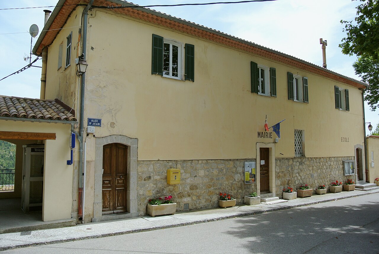 Vue de Pierrefeu