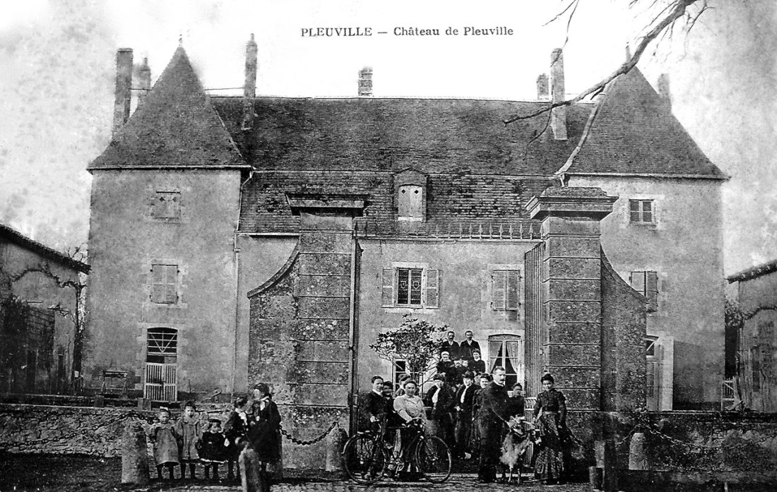 Vue de Pleuville