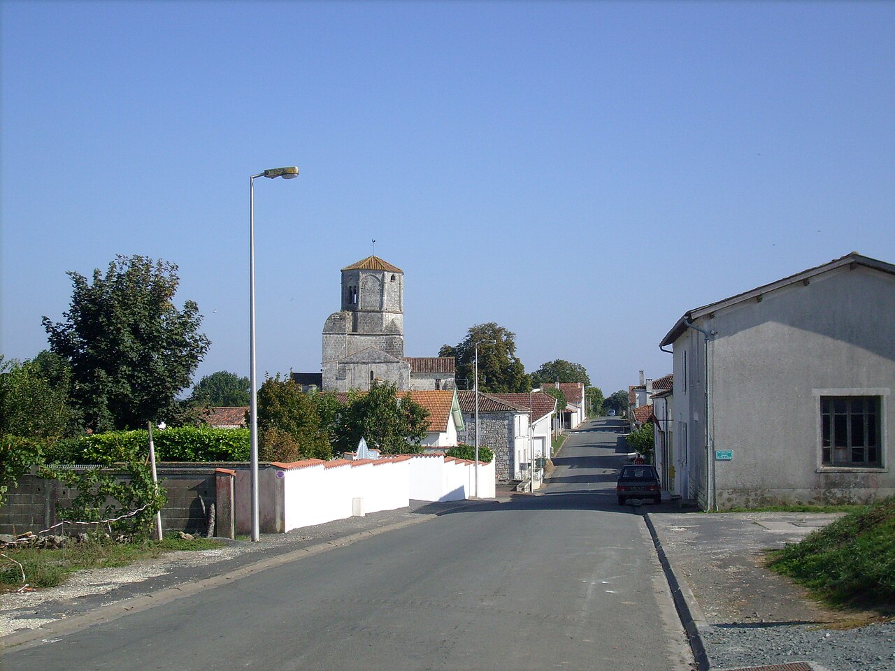 Vue de Pont-l'Abbé-d'Arnoult