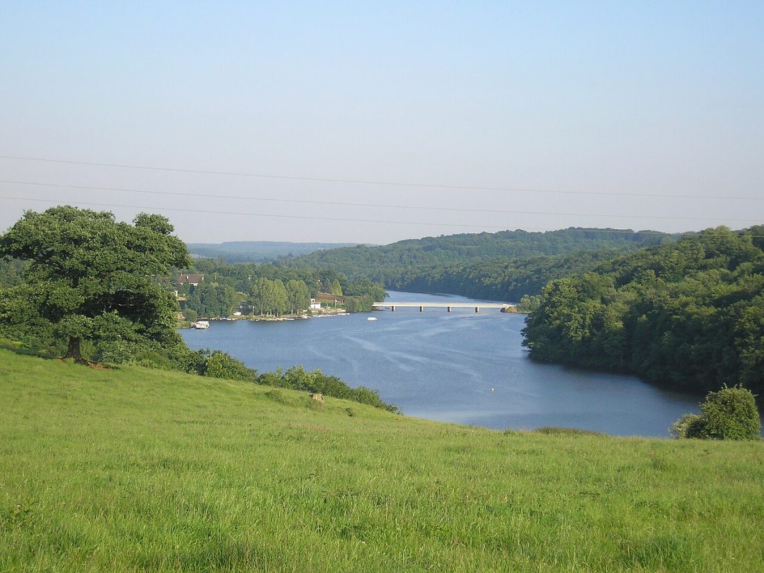 Vue de Putanges-le-Lac