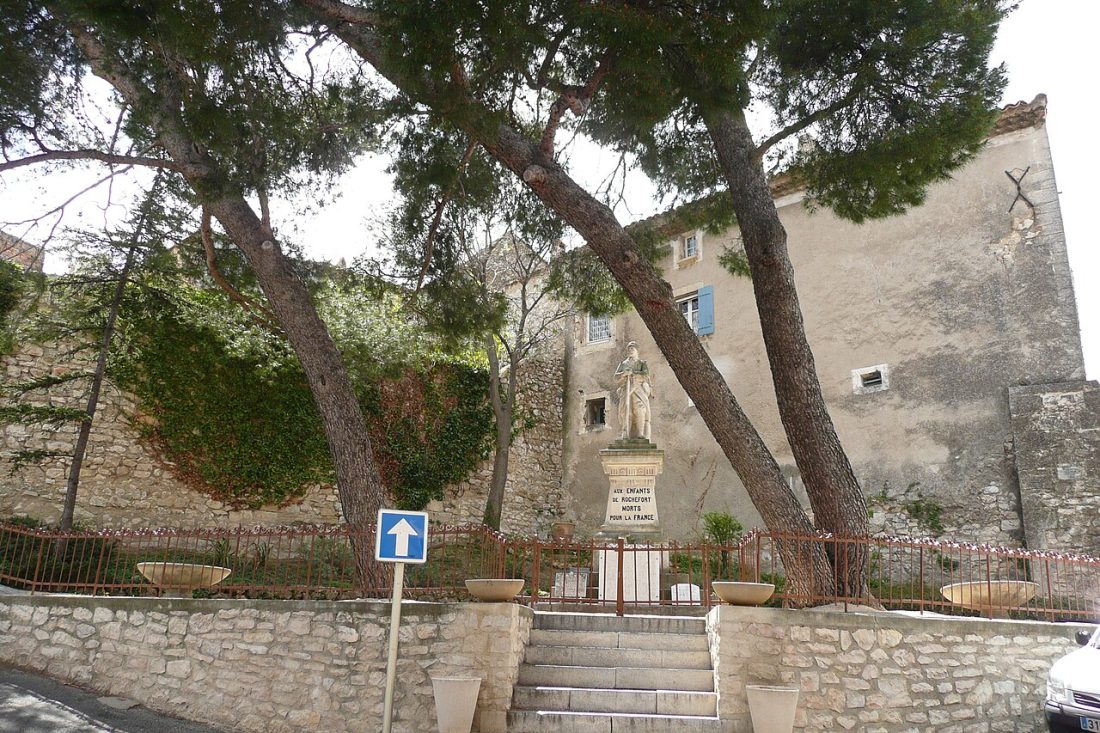 Vue de Rochefort-du-Gard