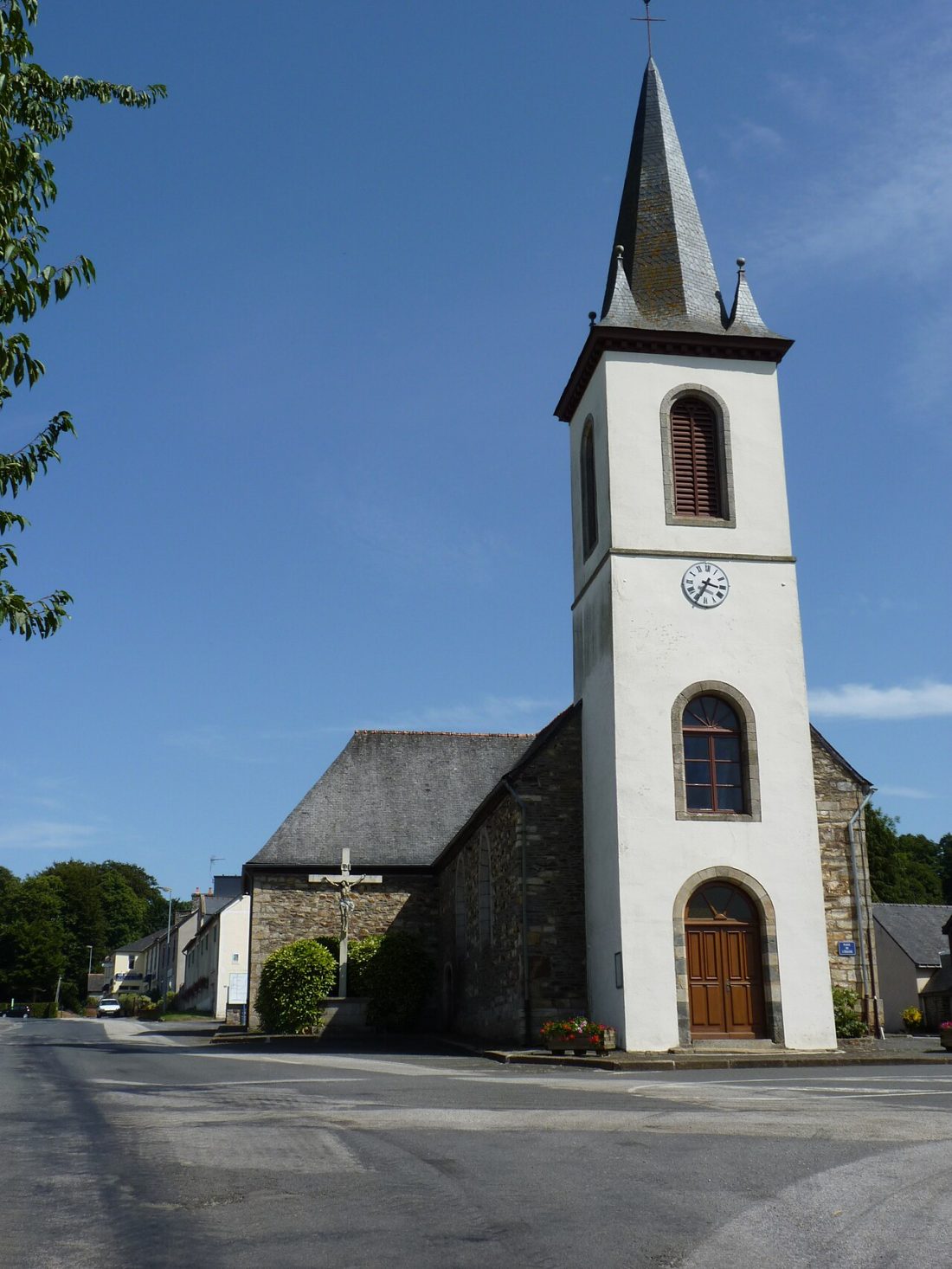 Vue de Saint-Étienne-du-Gué-de-l'Isle