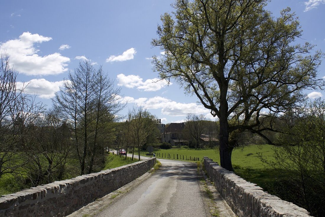 Vue de Saint-Jean-Ligoure