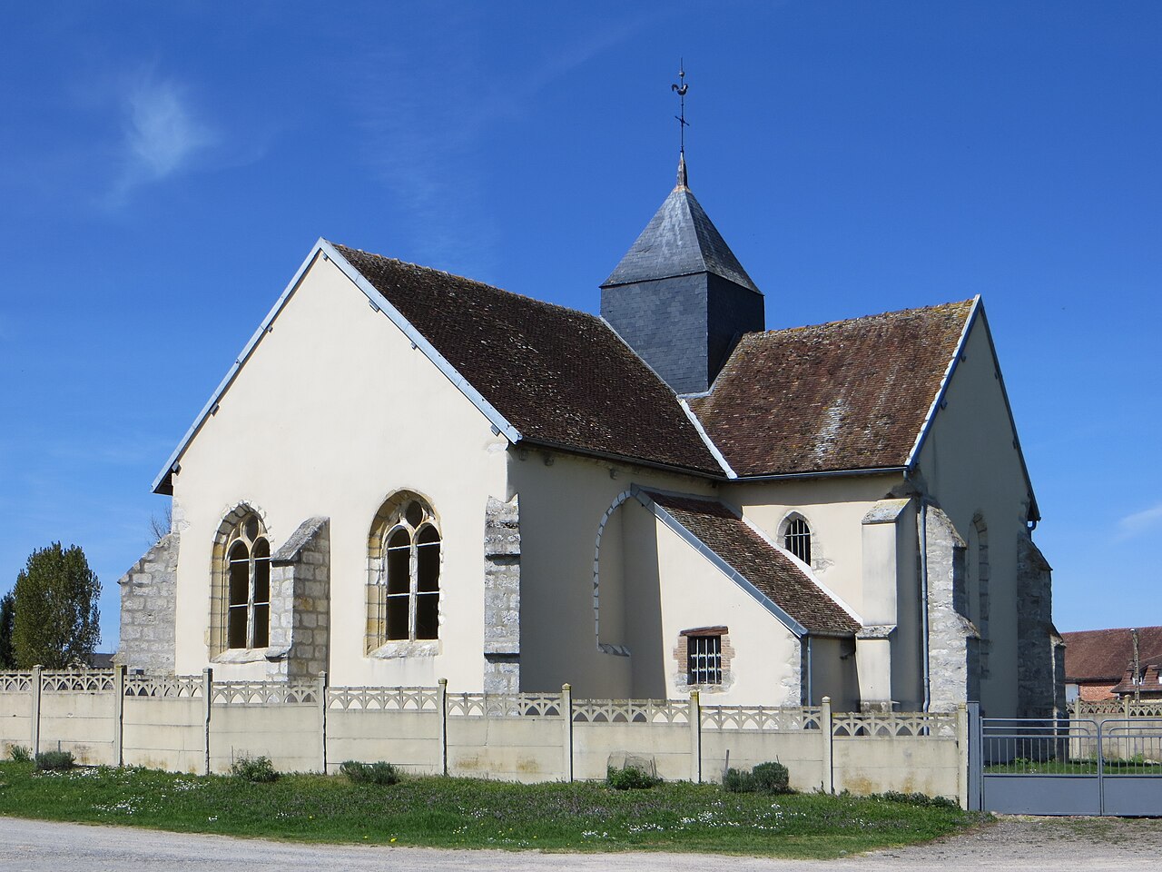Vue de Saint-Loup