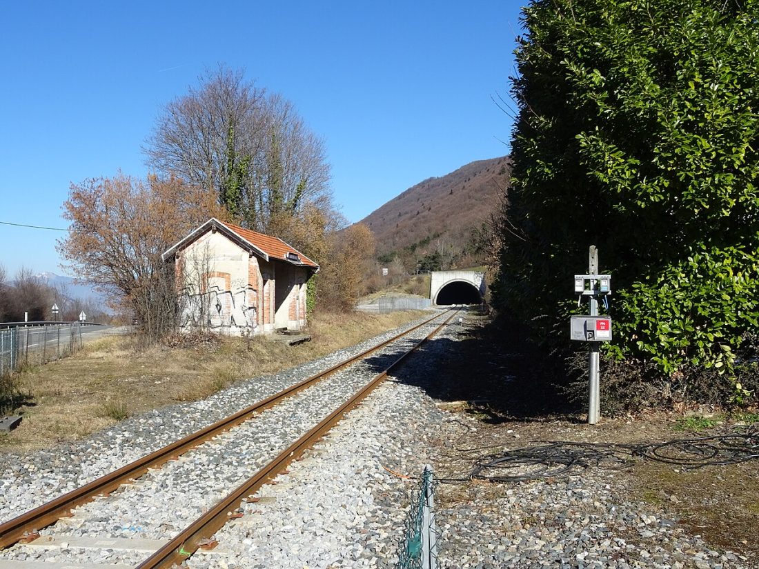 Vue de Saint-Martin-de-la-Cluze