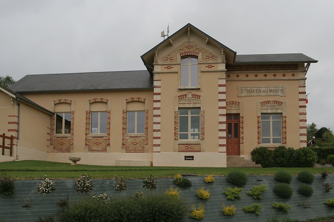 Vue de Saint-Martin-des-Monts