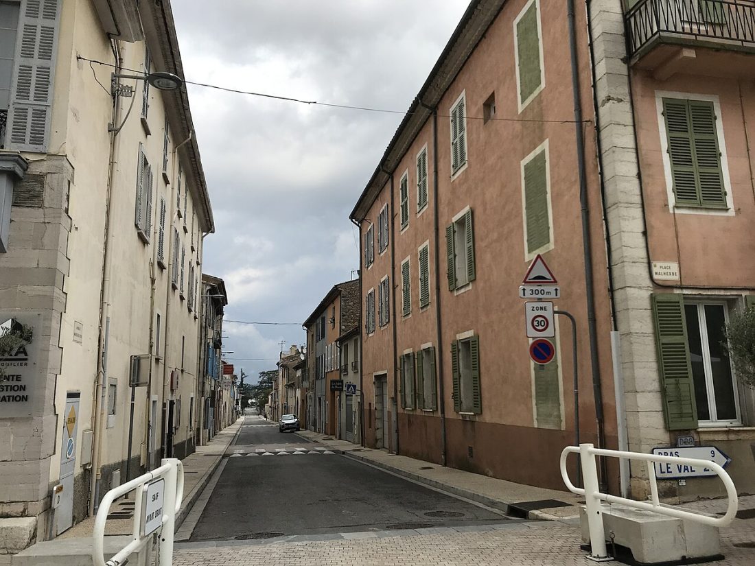 Vue de Saint-Maximin-la-Sainte-Baume