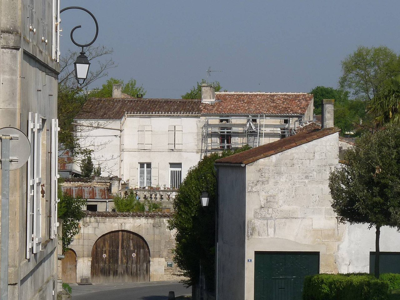 Vue de Saint-Même-les-Carrières