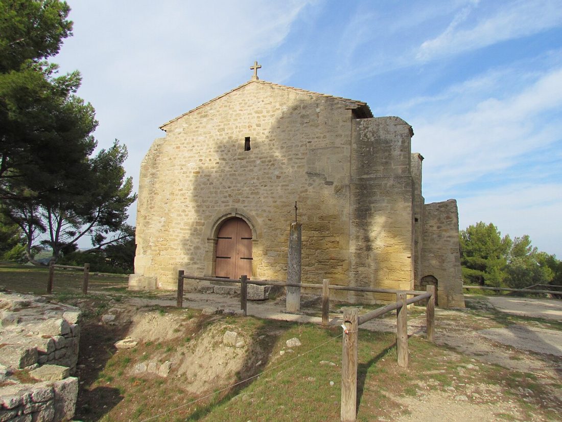 Vue de Saint-Mitre-les-Remparts