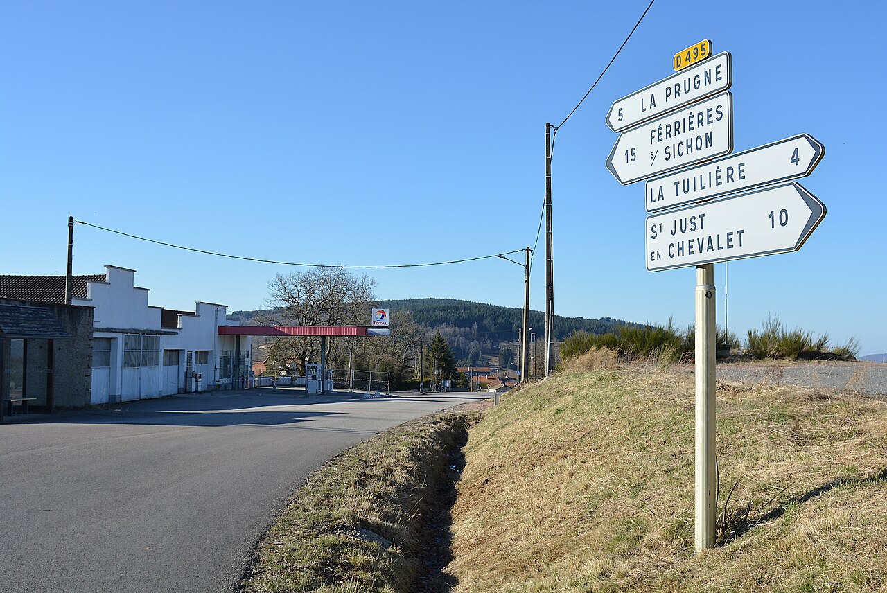 Vue de Saint-Priest-la-Prugne