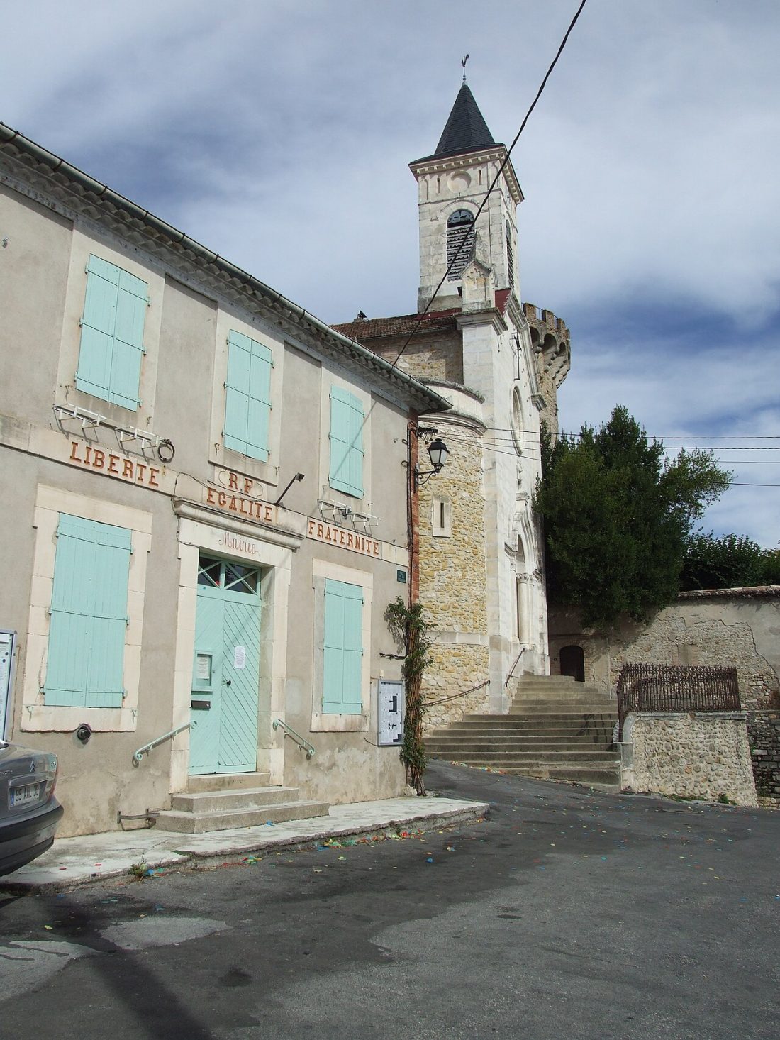 Vue de Saint-Sauveur-de-Cruzières