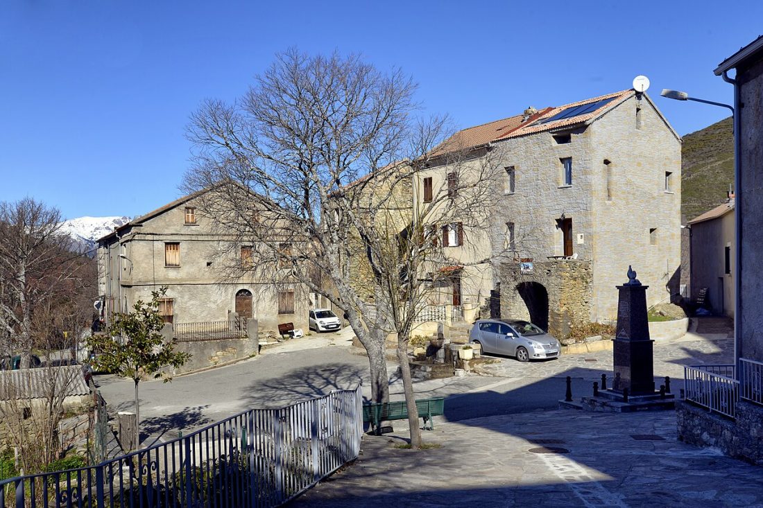 Vue de Santa-Lucia-di-Mercurio