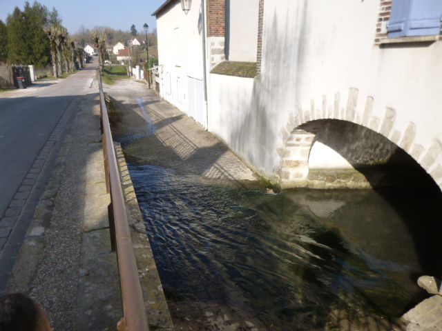 Vue de Savigny-sur-Clairis