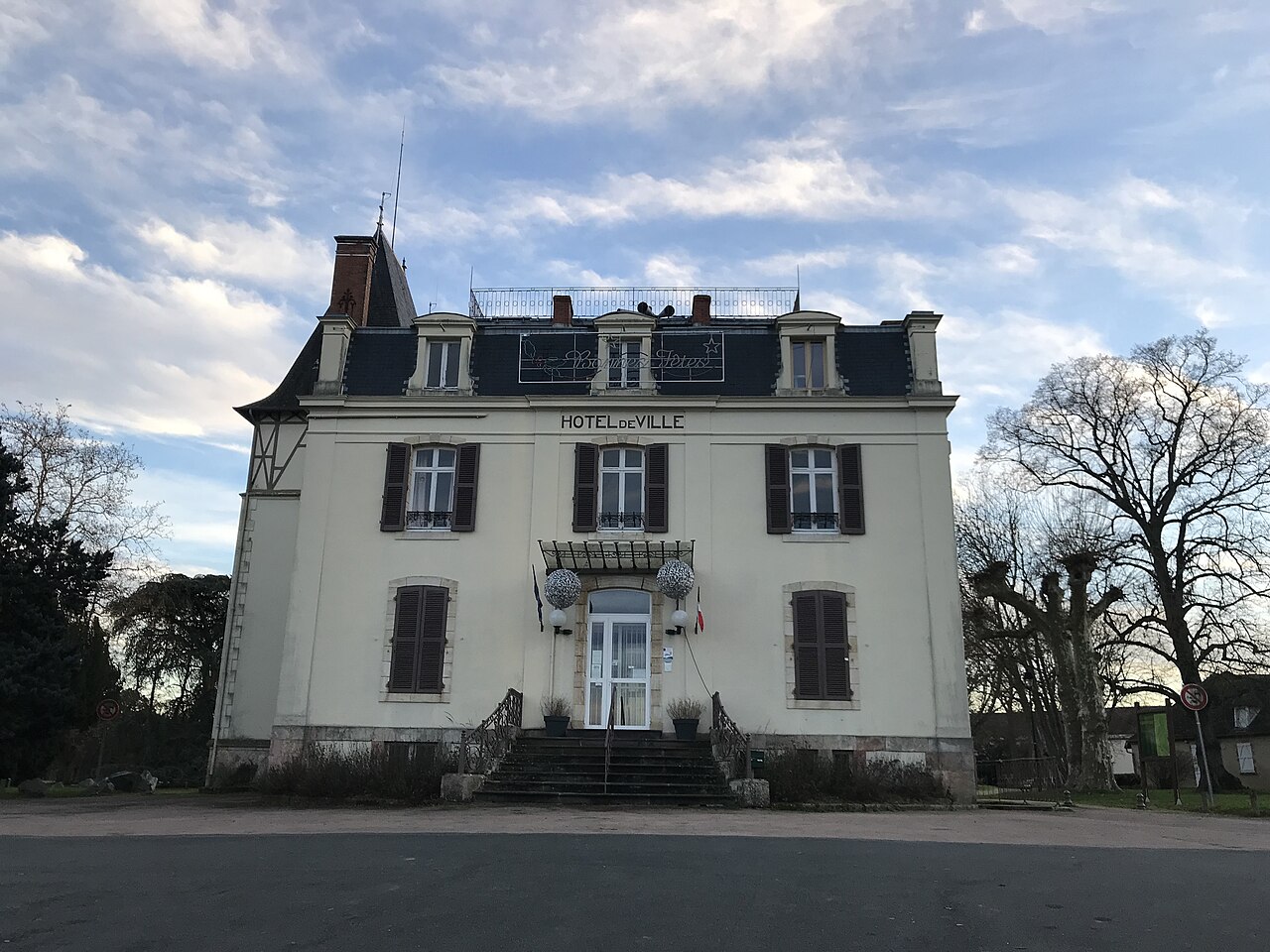 Vue de Vallon-en-Sully